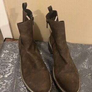 JBU Dark Brown Boots -size 9.5